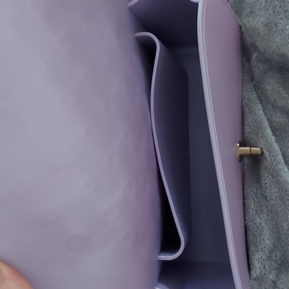 Purse - Picture 2 of 3